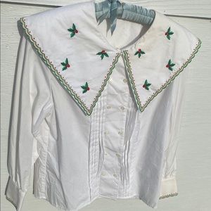 Vintage oversized collar Christmas blouse